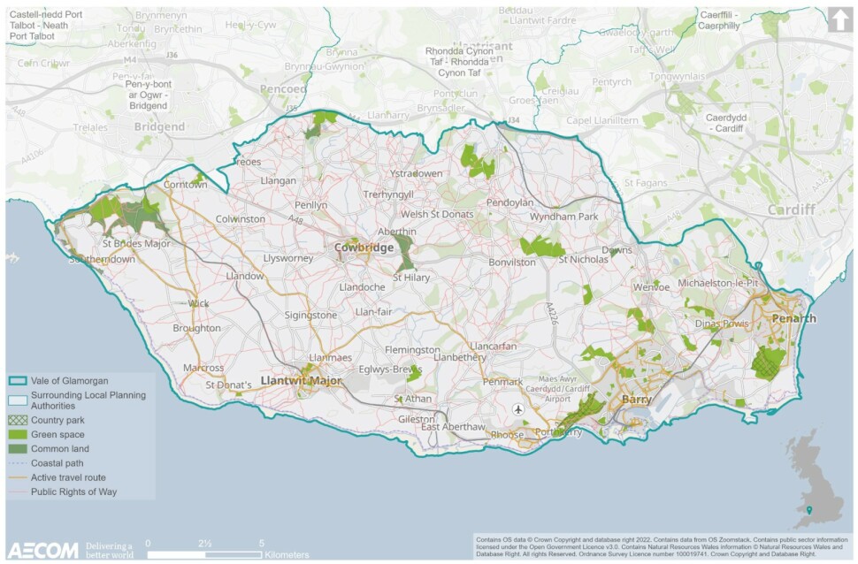 This map illustrates the Country Parks, portions of Common Land and areas of designated green space illustrated in Figure 4.1. However this map also identifies the Vale’s coastal path along the south coast of the authority from Ogmore by Sea to Penarth. Also, it depicts the active travel routes and Public Rights of Way that run through the Vale; a considerable amount of the authority is accessible via Public Rights of Way. In addition, a range of active travel routes are present within Cowbridge, from the northwest of the Vale down towards Llantwit Major and then between a number of more rural settlements such as Flemingston and Llancarfan before reaching Rhoose and Portehrkerry. There are a number of active travel routes located within Barry, Dinas Powys and Penarth too.  A significant proportion of active travel routes also tend to incorporate the Vale’s National Cycle Network routes, (demonstrated in Figure 4.3).